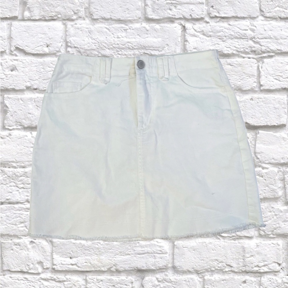 Copper Key Women’s Skirt - White
